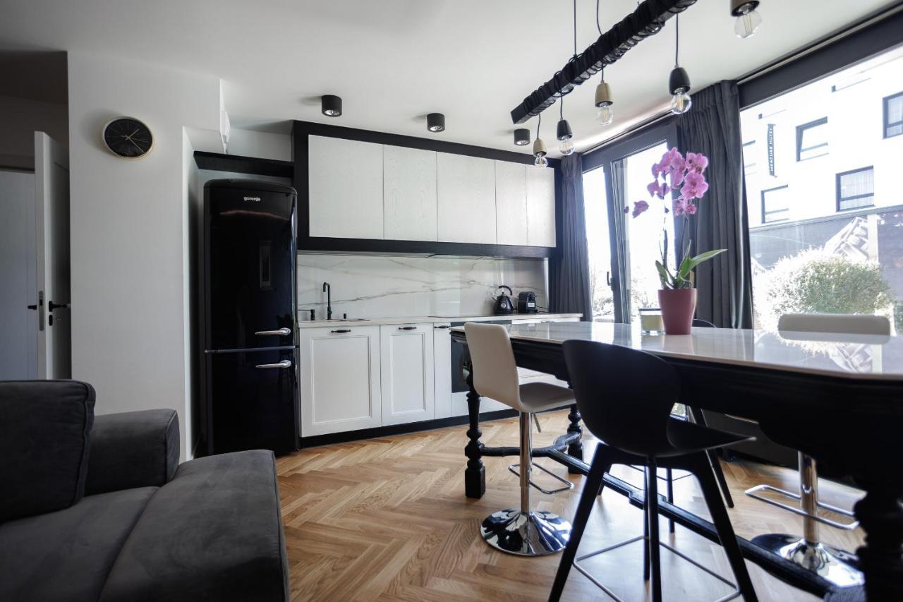 Art Apartamenty II Basen & Spa W Centrum Z Balkonem, Faktura Vat Люблін Екстер'єр фото