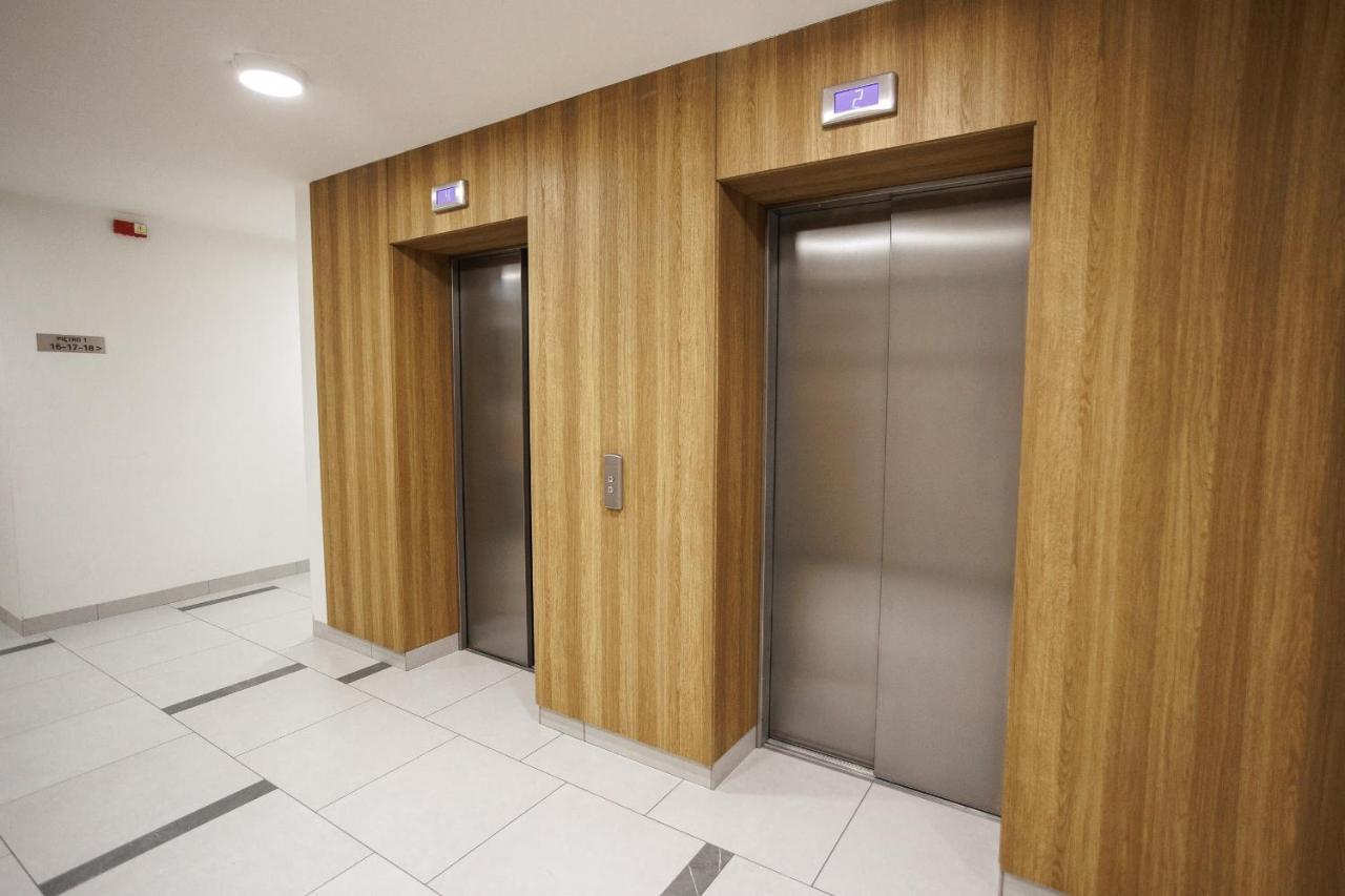 Art Apartamenty II Basen & Spa W Centrum Z Balkonem, Faktura Vat Люблін Екстер'єр фото